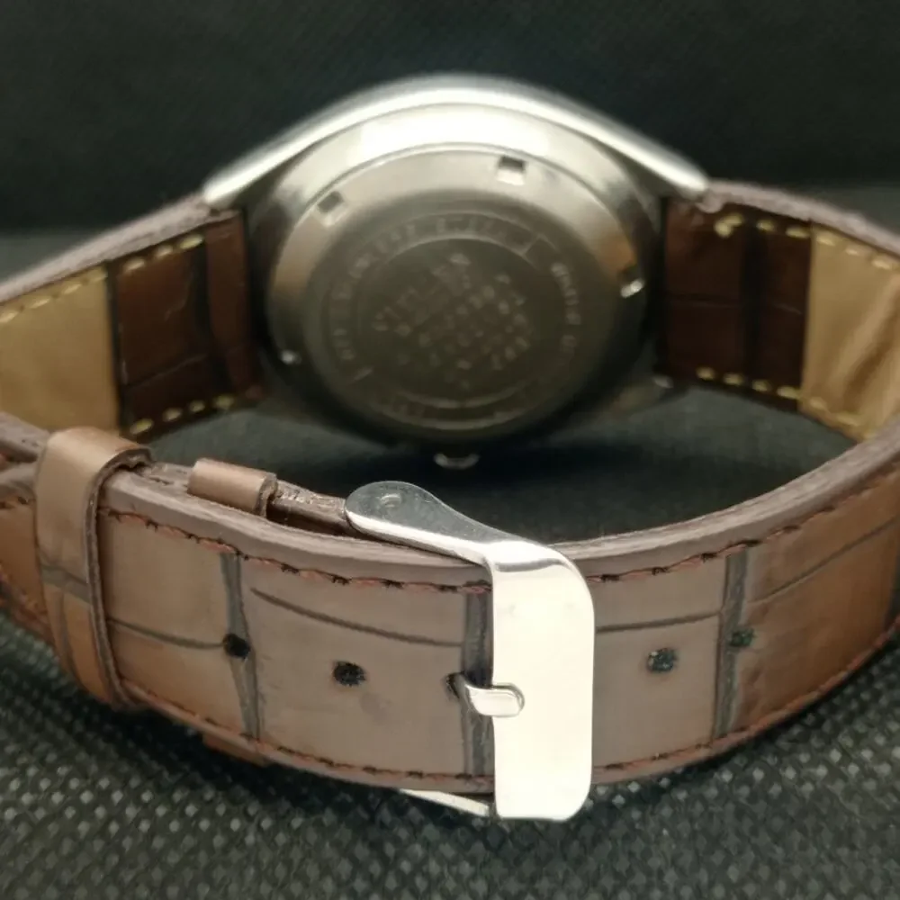 Vintage 1980 Citizen Automatic Mens Silver Watch W/daydate & Gold accents